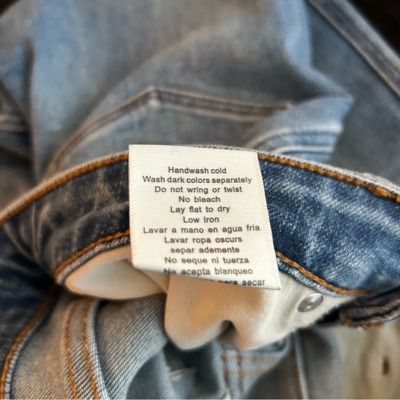 NWOT Judy Blue Courtney Tummy Control Bootcut High Waisted Jeans Size 11 Long - Picture 9 of 9